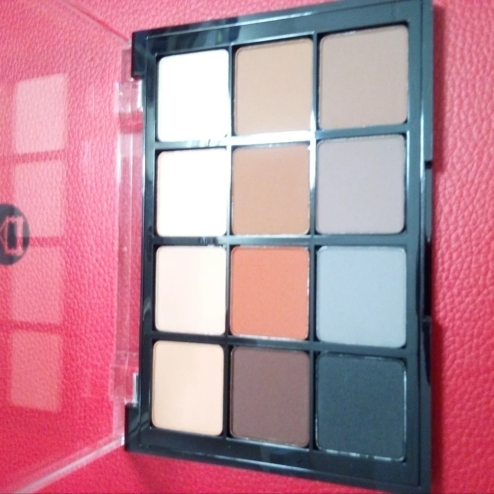 Viseart Professional Eye Shadow Palette - Black